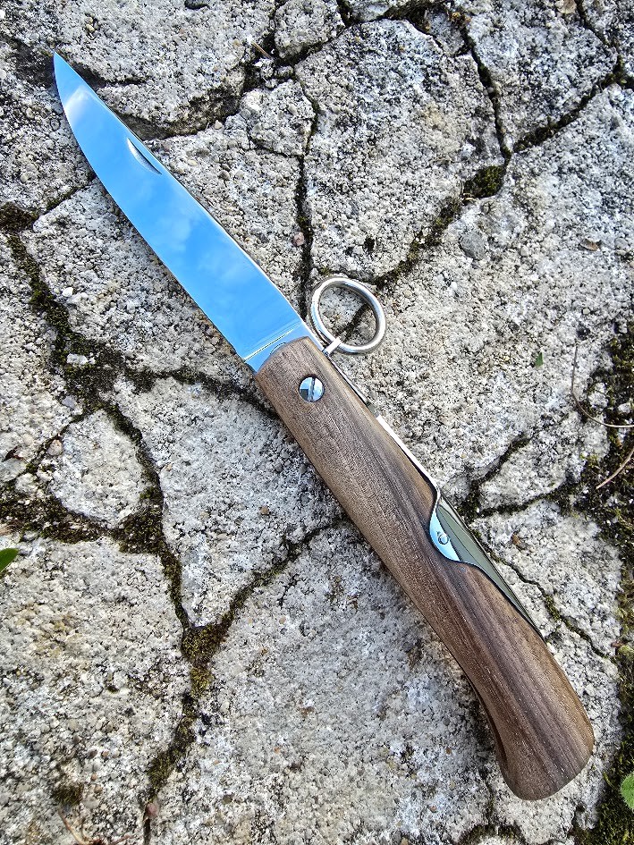 CHASSEUR 12cm EN NOYER AVEC...